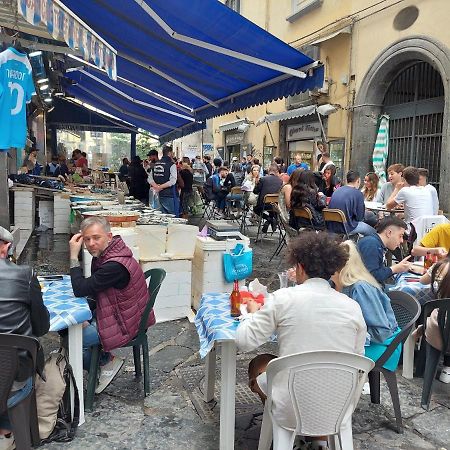 Mini Appartamento Al Chiostro Napoli Eksteriør bilde