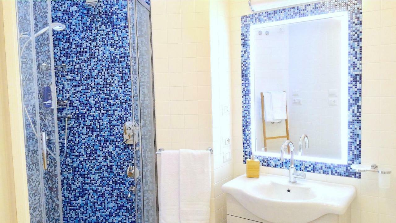 Mini Appartamento Al Chiostro Napoli Eksteriør bilde